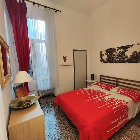 Iron Home Γένοβα Εξωτερικό φωτογραφία